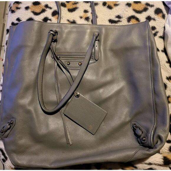 Balenciaga Handbags - Balenciaga Papier A4 Tote in Taupe With Mirror